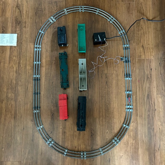 Vintage 1960s Lionel Electric Train Set - Picture 6 of 7